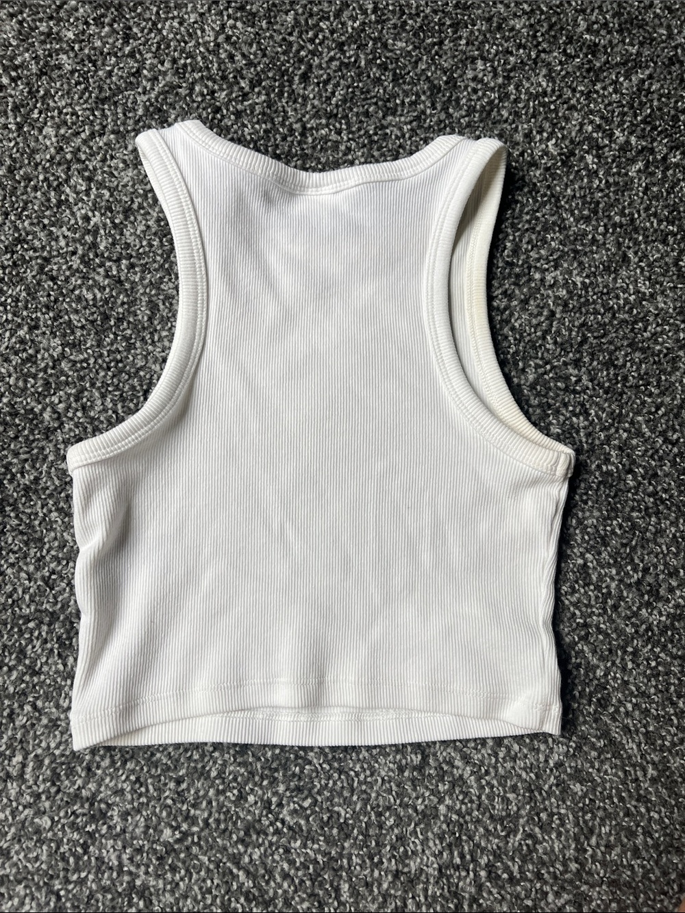 Cropped White Ribbed Tank Top - Picture 2 of 2